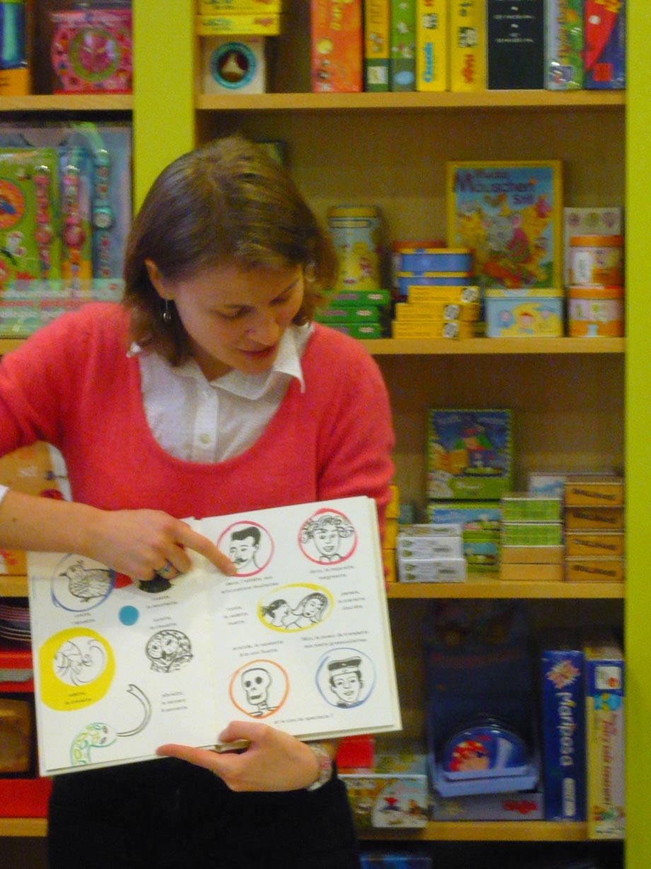 Class interview about the job of an illustrator author